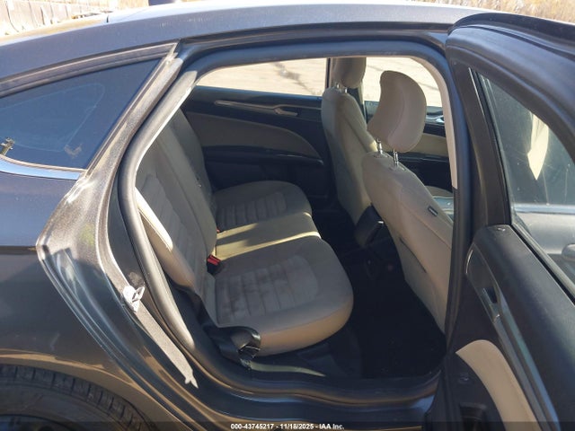 Ford FUSION S 2019 3FA6P0G74KR114195 Image 26