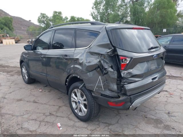 2018 FORD ESCAPE 1FMCU9GD8JUC13489 Photo 2