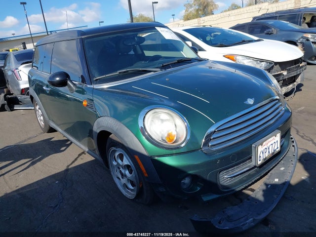 2013 MINI CLUBMAN WMWZF3C58DT489943
