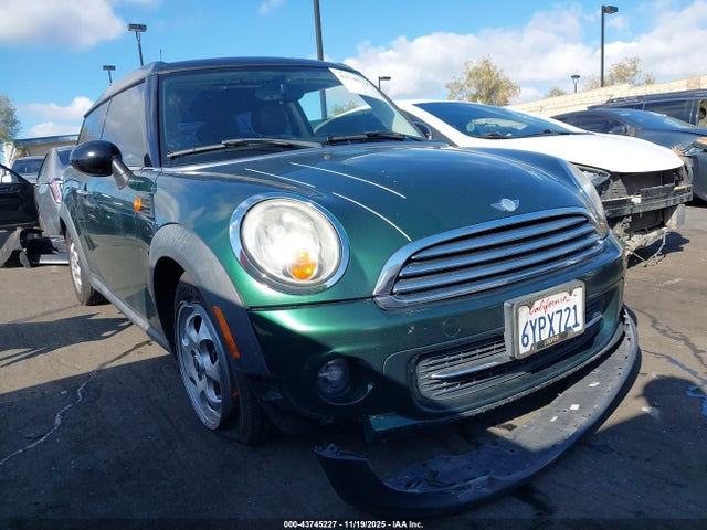 2013 MINI CLUBMAN WMWZF3C58DT489943 Photo 5