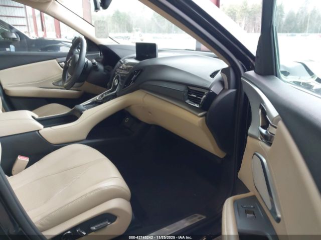 2019 ACURA RDX 5J8TC1H57KL007475 Photo 4