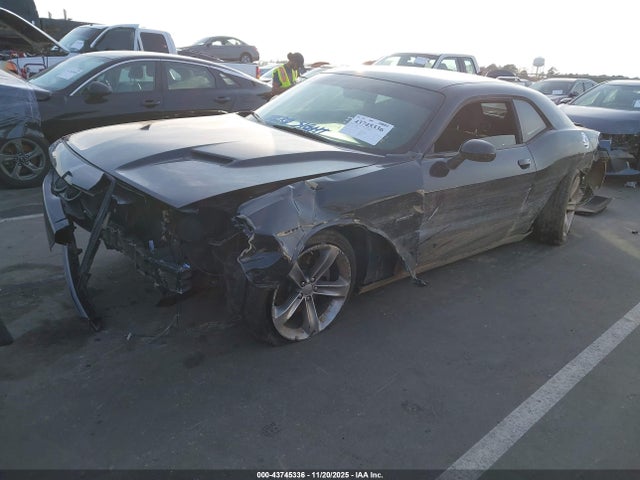 2015 DODGE CHALLENGER 2C3CDZAT7FH775080 Photo 1