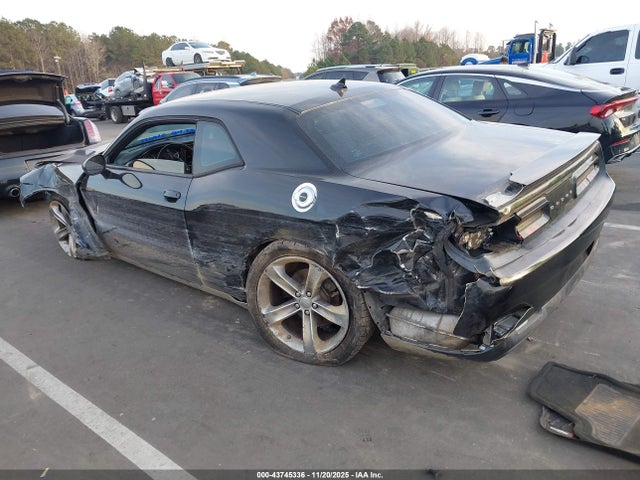 2015 DODGE CHALLENGER 2C3CDZAT7FH775080 Photo 2