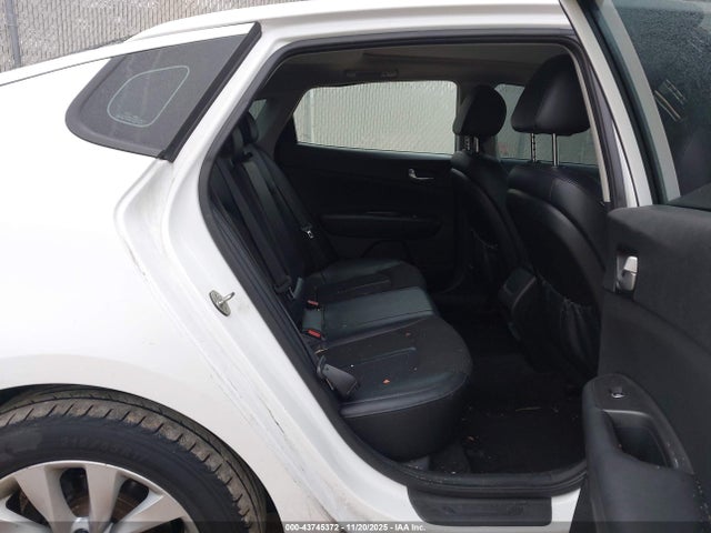 Продаж на аукціоні авто 2018 Kia Optima S, vin: 5XXGT4L3XJG233838, номер лоту: 43745372