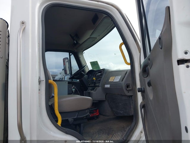 Freightliner Detroit Dd13 2019 3ALHG3DV7KDKL5533 Image 6