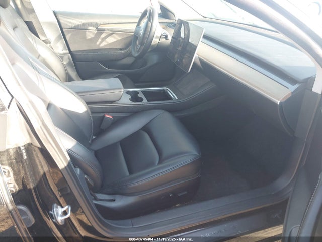 2023 TESLA MODEL 3 5YJ3E1EA4PF438411 Photo 4