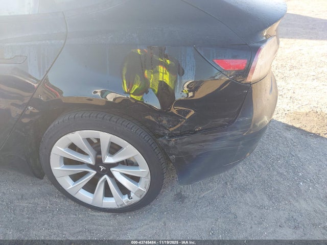2023 TESLA MODEL 3 5YJ3E1EA4PF438411 Photo 5