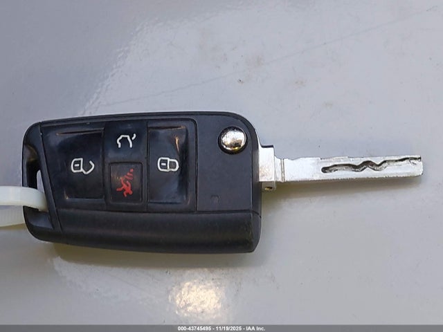 3VV1B7AX6JM079449 Volkswagen Tiguan 2.0t S