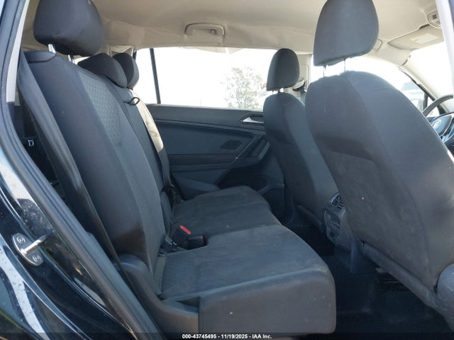 3VV1B7AX6JM079449 Volkswagen Tiguan 2.0t S