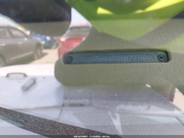 2000 JEEP WRANGLER 1J4FA49S6YP721844 Photo 8