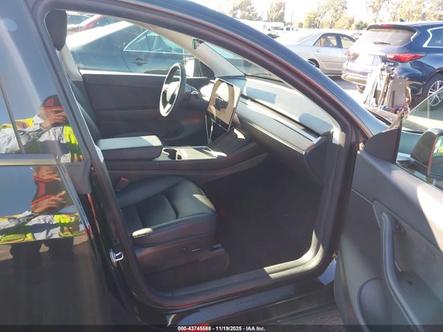 2022 TESLA MODEL Y 7SAYGDEEXNF438997 Photo 4