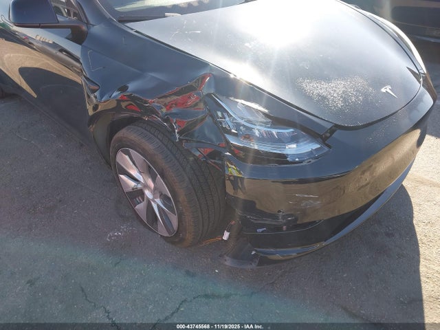 2022 TESLA MODEL Y 7SAYGDEEXNF438997 Photo 5