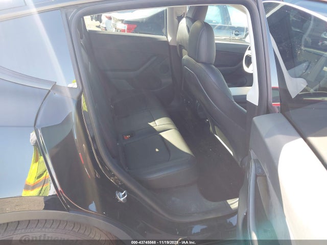 2022 TESLA MODEL Y 7SAYGDEEXNF438997 Photo 7