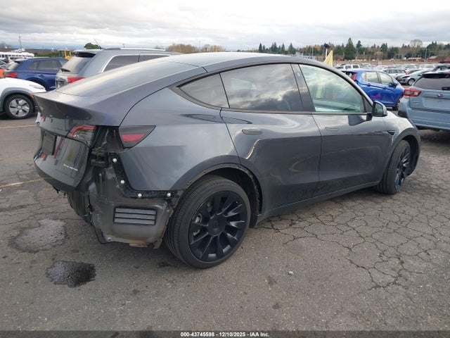 2022 TESLA MODEL Y 7SAYGDEE4NF430216 Photo 3
