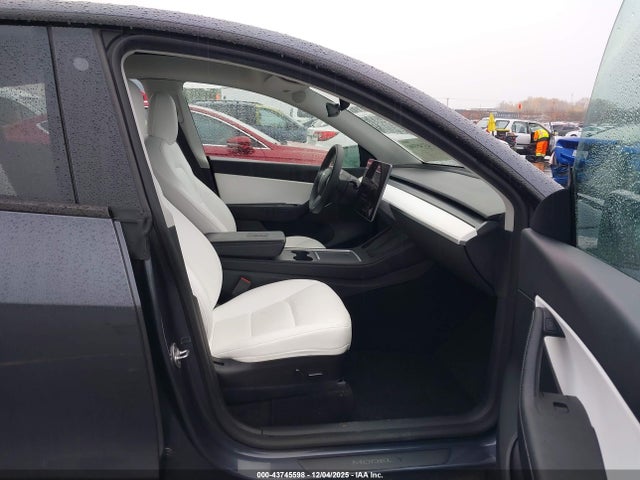2022 TESLA MODEL Y 7SAYGDEE4NF430216 Photo 4