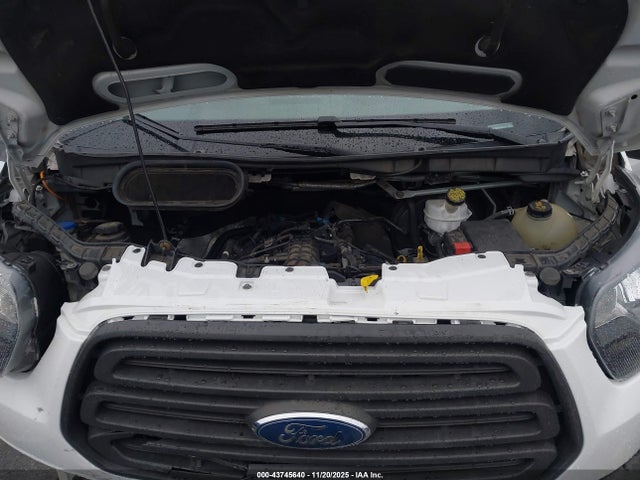 1FTBW3XG3HKA87226 Ford Transit-350