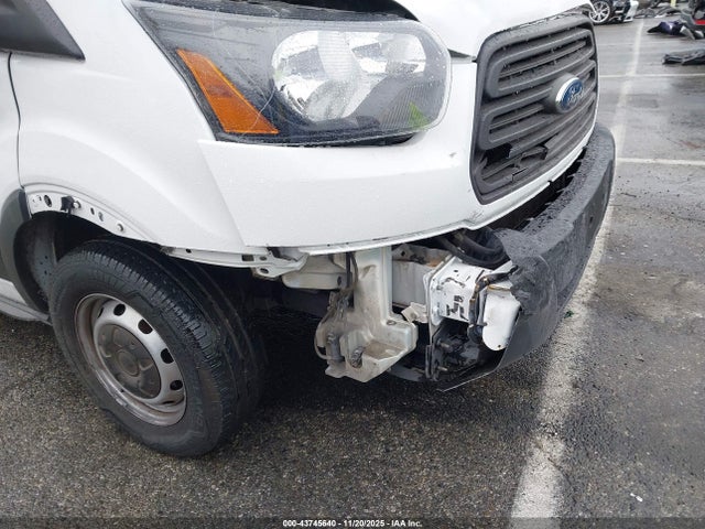 1FTBW3XG3HKA87226 Ford Transit-350