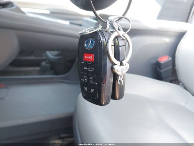 2021 TOYOTA SIENNA 5TDYRKEC1MS024687 Photo 10