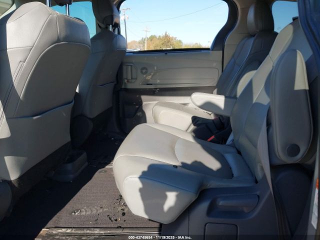 2021 TOYOTA SIENNA 5TDYRKEC1MS024687 Photo 7