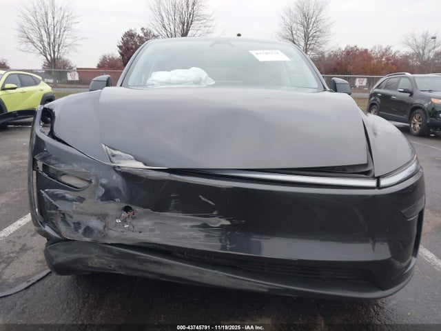 Tesla Model Y Rwd 2026 7SAYGDED8TF386743 Image 12