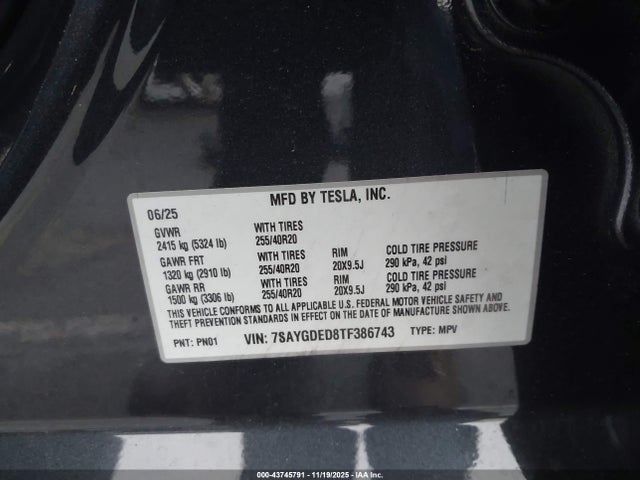 2026 TESLA MODEL Y 7SAYGDED8TF386743 Photo 8