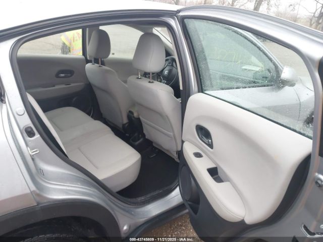 2017 HONDA HR-V 3CZRU6H37HG706526 Photo 7