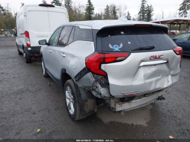 2018 GMC TERRAIN 3GKALMEV7JL158769 Photo 2