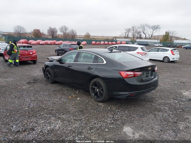 1G1ZD5ST8NF157384 Chevrolet Malibu Fwd Lt