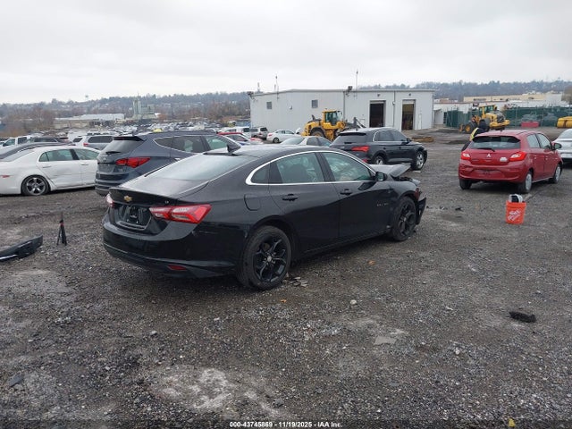 1G1ZD5ST8NF157384 Chevrolet Malibu Fwd Lt