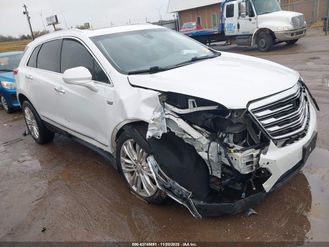 2017 CADILLAC XT5 1GYKNCRS6HZ227341 Photo 0