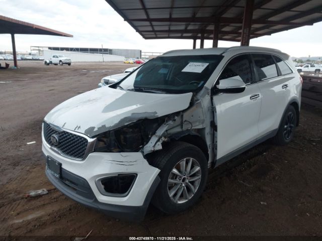 2016 KIA SORENTO 5XYPG4A35GG117197 Photo 1