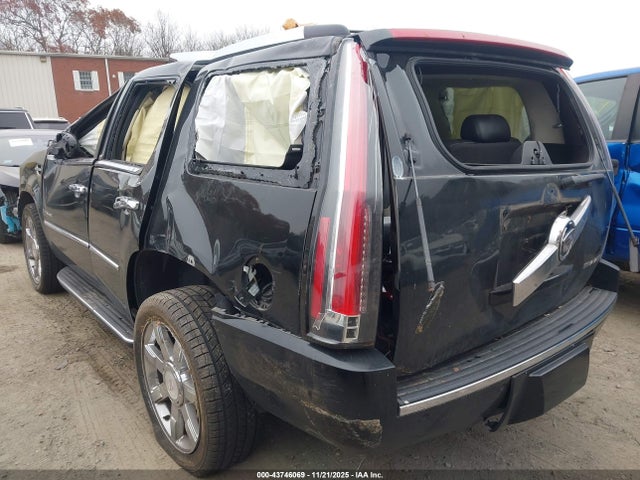 2008 CADILLAC ESCALADE 1GYFK63898R127873 Photo 2