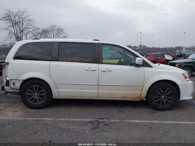 2017 Dodge Grand Caravan Sxt მანქანა იყიდება აუქციონზე, vin: 2C4RDGCG6HR818234, აუქციონის ნომერი: 43746137