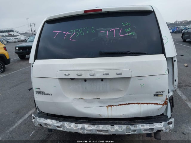 2017 Dodge Grand Caravan Sxt მანქანა იყიდება აუქციონზე, vin: 2C4RDGCG6HR818234, აუქციონის ნომერი: 43746137