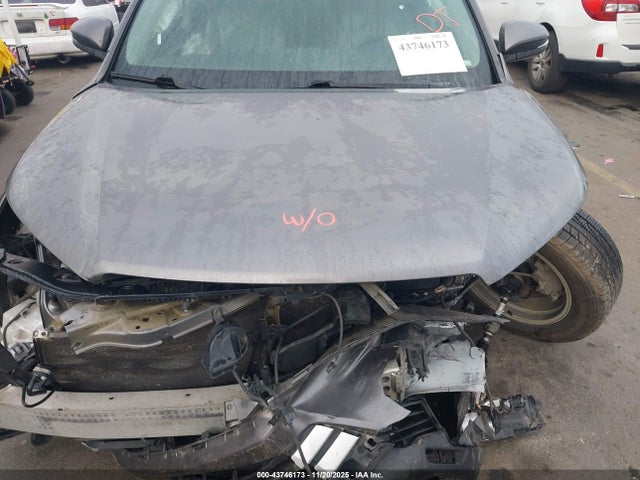 5TDJZRFH1HS520650 Toyota Highlander Xle