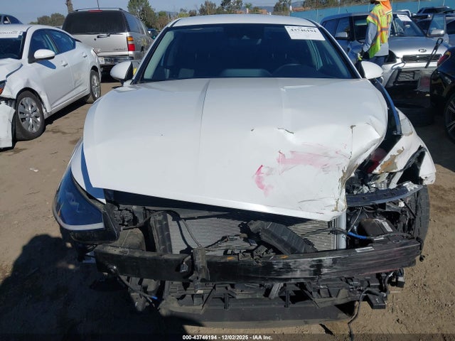 KMHL24JJ3MA029526 Hyundai Sonata Blue