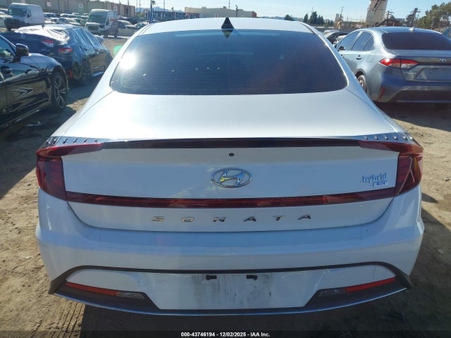 KMHL24JJ3MA029526 Hyundai Sonata Blue