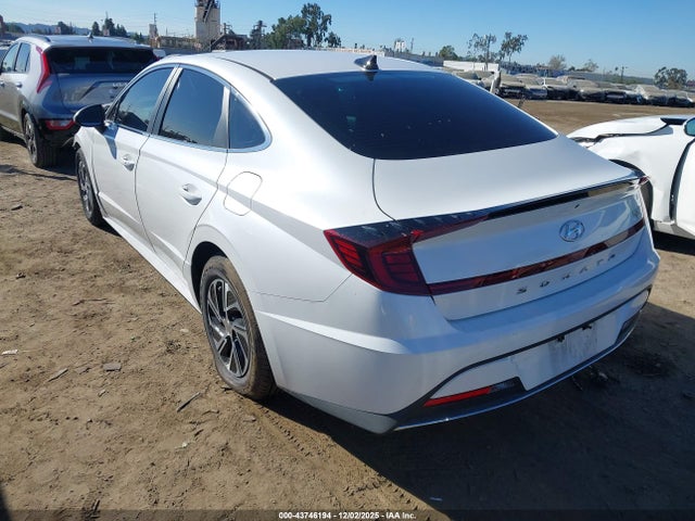 KMHL24JJ3MA029526 Hyundai Sonata Blue