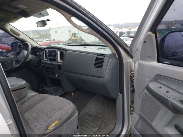 2008 DODGE RAM 1500 1D7HU18N18S606796 Photo 4
