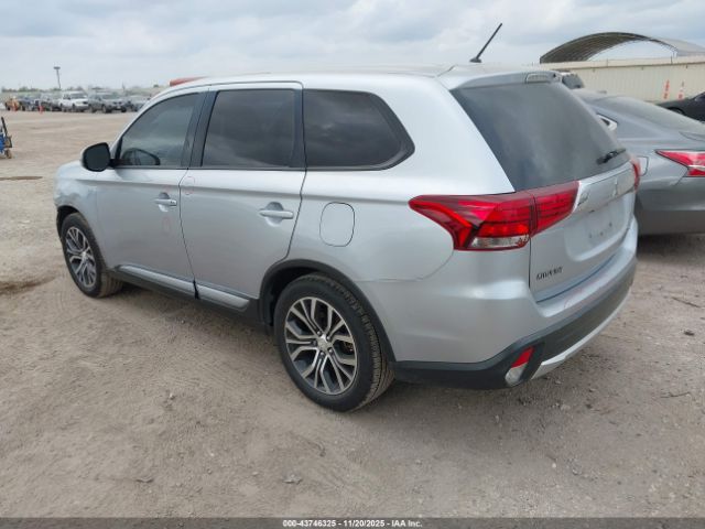 2016 MITSUBISHI OUTLANDER JA4AD3A34GZ016561 Photo 2
