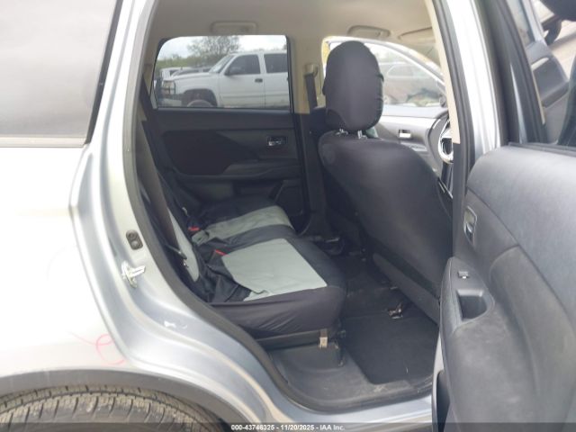 2016 MITSUBISHI OUTLANDER JA4AD3A34GZ016561 Photo 7