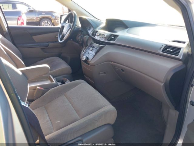 2011 HONDA ODYSSEY 5FNRL5H47BB063698 Photo 4