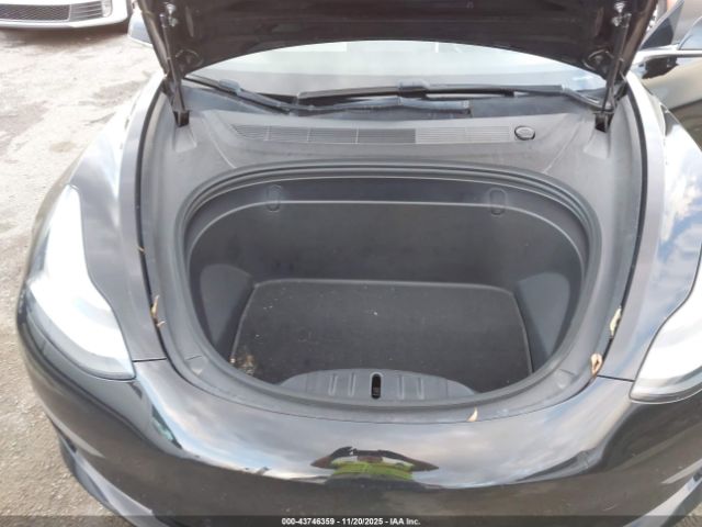 2018 TESLA MODEL 3 5YJ3E1EB6JF085444 Photo 9