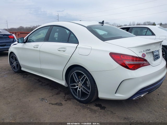 43746418 :رقم المزاد ، WDDSJ4GB6HN408026 vin ، 2017 Mercedes-benz Cla 250 4matic مزاد بيع