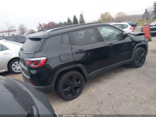 2018 JEEP COMPASS 3C4NJDBB0JT394757 Photo 3