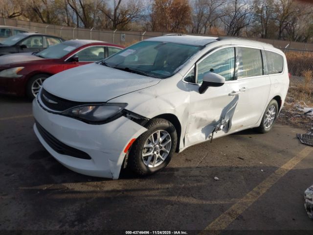 2020 CHRYSLER VOYAGER 2C4RC1DG8LR265707 Photo 1