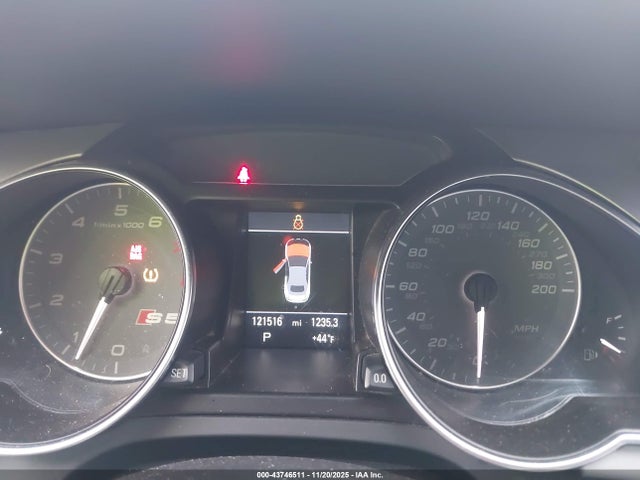2011 AUDI S5 WAUCGAFH3BN019687 Photo 6
