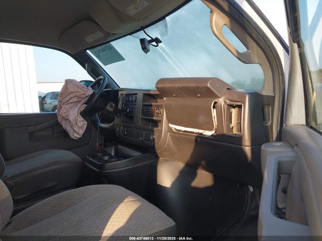 Auction sale of the 2020 Chevrolet Express Cargo Rwd 2500 Regular Wheelbase Wt, vin: 1GCWGAF16L1260073, lot number: 43746513