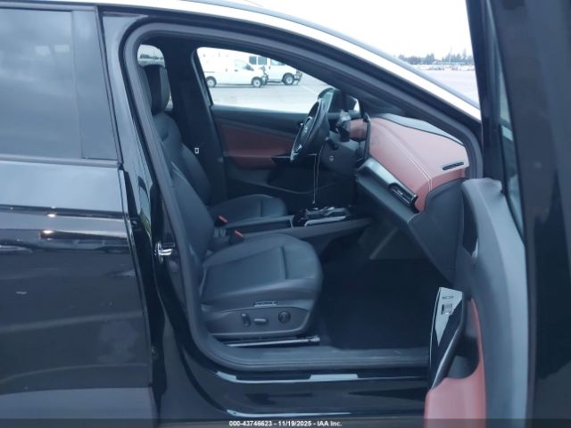 2022 VOLKSWAGEN ID.4 WVGKMPE22NP045970 Photo 4
