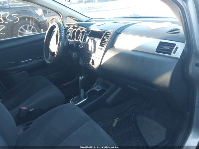 2007 NISSAN VERSA 3N1BC13E17L422873 Photo 4